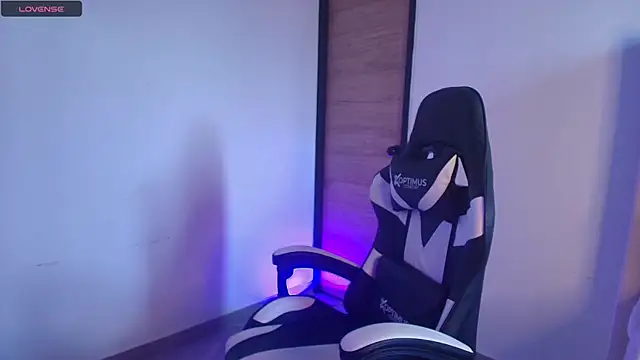 Snapshot of -Sofii_ chatting on 09/08/25, 07:46 -Sofii online show from 09/08/25, 07:46