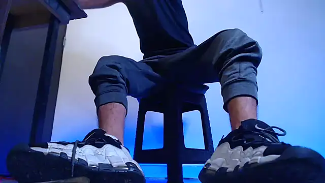 mastersmits online show from 11/28/25, 07:05