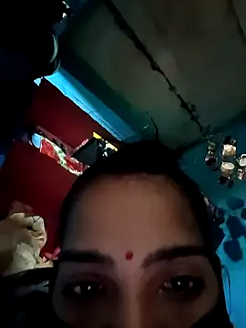 Poojashrma33 online show from 02/09/25, 09:37