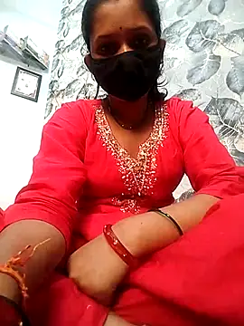 Poojashrma33 online show from 07/22/26, 10:40