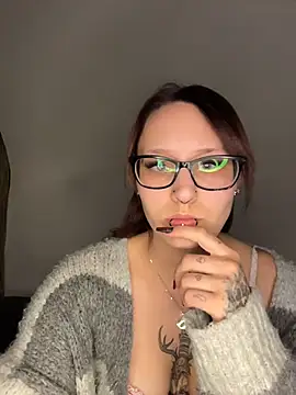 TheRealNyxa online show from 04/15/26, 07:58