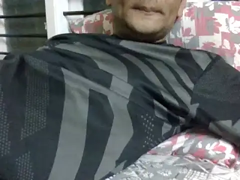 NiceBoy9099 online show from 02/03/25, 06:07