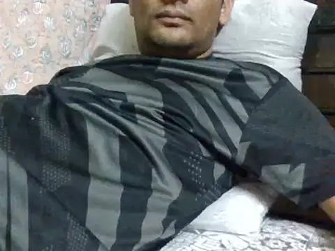 NiceBoy9099 online show from 02/06/25, 04:58