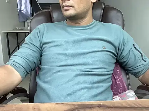 NiceBoy9099 online show from 10/09/25, 12:36