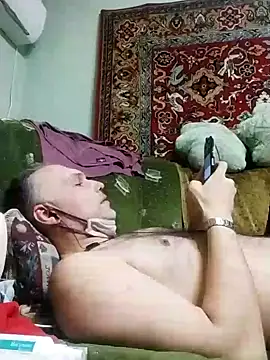 Pineapple04 online show from 02/20/25, 08:58