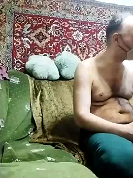 Pineapple04 online show from 02/21/25, 06:37