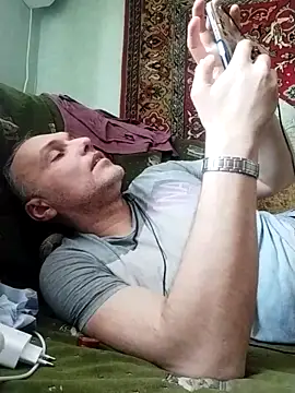 Pineapple04 online show from 03/01/25, 12:01