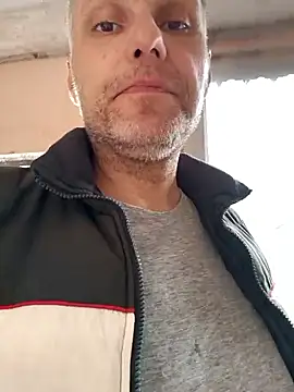 Pineapple04 online show from 09/10/25, 07:30