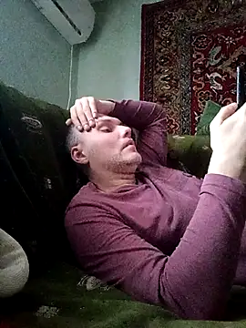 Pineapple04 online show from 01/11/26, 07:46