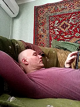 Pineapple04 online show from 01/17/26, 08:41