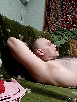 Pineapple04 online show from 03/28/26, 07:02