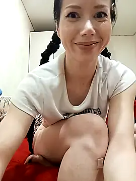 Snapshot of SashaGrinch chatting on 12/20/24, 04:46 SashaGrinch online show from 12/20/24, 04:46