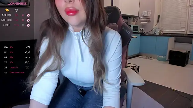 wwildfox online show from 03/06/25, 05:54