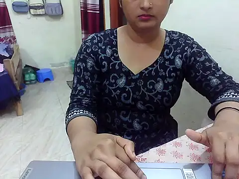 LovelyRose69 online show from 06/09/26, 01:23