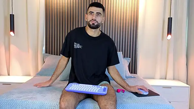 Snapshot of Ethan__Walker chatting on 02/02/26, 06:50 Ethan Walker online show from 02/02/26, 06:50