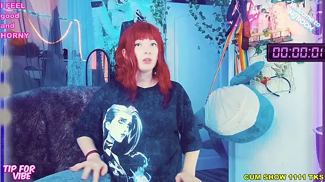 Snapshot of Toxic_Ellies chatting on 01/02/25, 12:57 Toxic Ellies online show from 01/02/25, 12:57