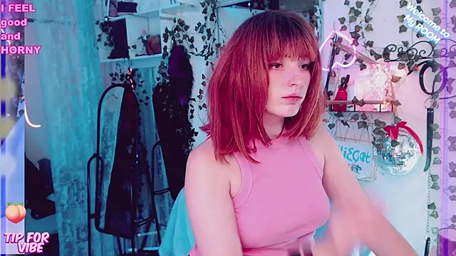 Snapshot of Toxic_Ellies chatting on 01/25/25, 02:25 Toxic Ellies online show from 01/25/25, 02:25