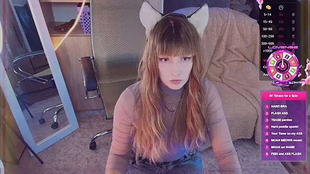 Snapshot of Toxic_Ellies chatting on 09/13/25, 02:39 Toxic Ellies online show from 09/13/25, 02:39