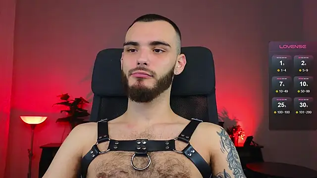 Snapshot of xteddy_bear chatting on 01/17/25, 08:33 xteddy bear online show from 01/17/25, 08:33