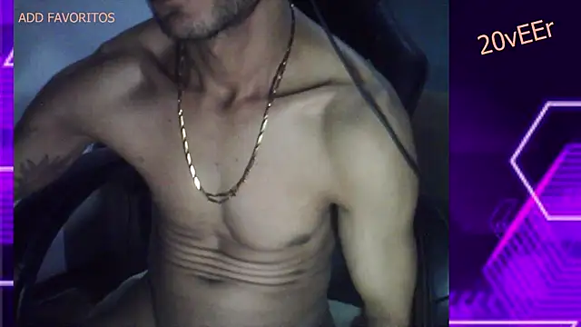 Snapshot of 20vEEr chatting on 02/10/25, 12:52 20vEEr online show from 02/10/25, 12:52