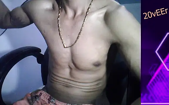 Snapshot of 20vEEr chatting on 02/18/25, 12:37 20vEEr online show from 02/18/25, 12:37