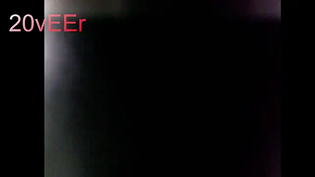 Snapshot of 20vEEr chatting on 09/12/25, 08:42 20vEEr online show from 09/12/25, 08:42
