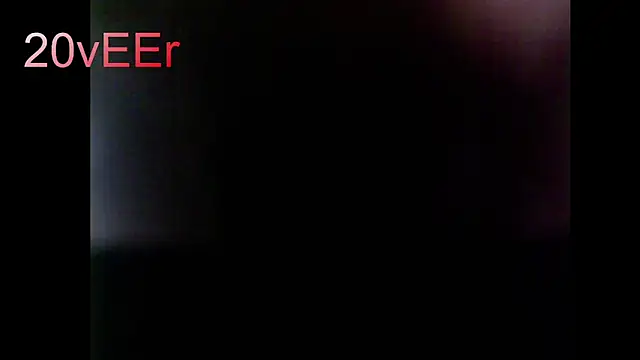 Snapshot of 20vEEr chatting on 09/18/25, 11:01 20vEEr online show from 09/18/25, 11:01