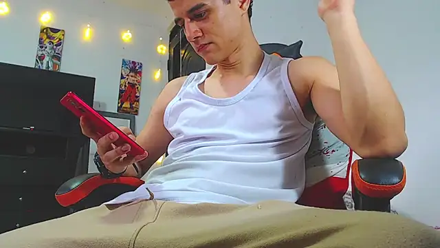 ADAM HOT online show from 03/06/26, 09:22