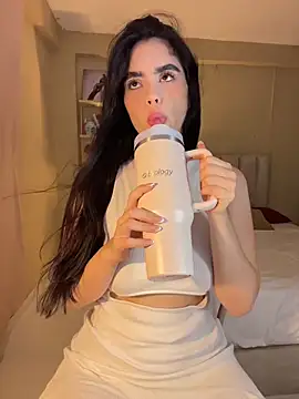 Snapshot of Mavi_Coless chatting on 11/08/25, 02:12 Mavi Coless online show from 11/08/25, 02:12