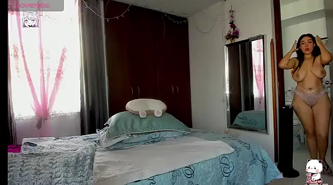 HARLEYNAPIER online show from 01/28/25, 02:53