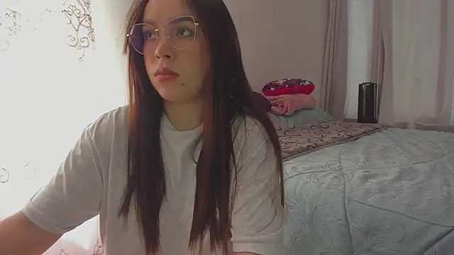 HARLEYNAPIER online show from 04/14/26, 07:31