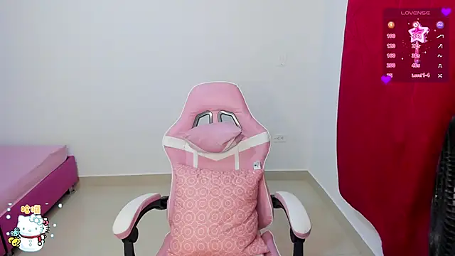 Snapshot of sofi_cute01 chatting on 12/14/24, 11:23 sofi cute01 online show from 12/14/24, 11:23