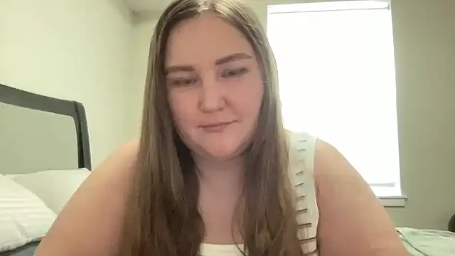 Snapshot of yadviga chatting on 09/24/25, 11:30 yadviga online show from 09/24/25, 11:30