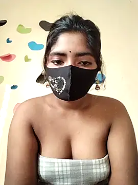 Snapshot of Lina-Rose chatting on 02/28/25, 01:58 Lina-Rose online show from 02/28/25, 01:58