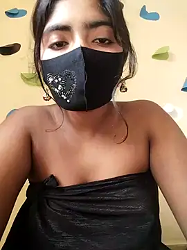 Snapshot of Lina-Rose chatting on 03/18/25, 04:37 Lina-Rose online show from 03/18/25, 04:37