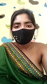 Snapshot of Lina-Rose chatting on 03/18/25, 08:58 Lina-Rose online show from 03/18/25, 08:58