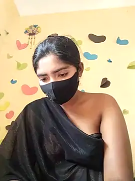 Snapshot of Lina-Rose chatting on 03/23/25, 04:49 Lina-Rose online show from 03/23/25, 04:49