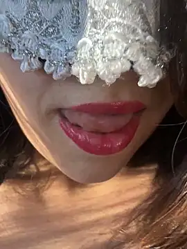 Snapshot of happyandsweet chatting on 10/01/25, 03:29 happyandsweet online show from 10/01/25, 03:29