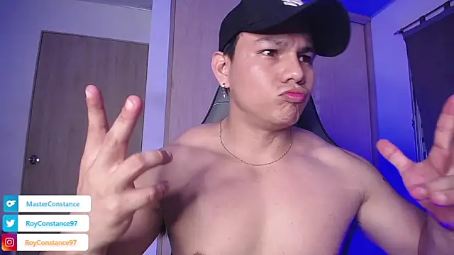 Snapshot of RoyConstance chatting on 03/23/25, 03:10 RoyConstance online show from 03/23/25, 03:10