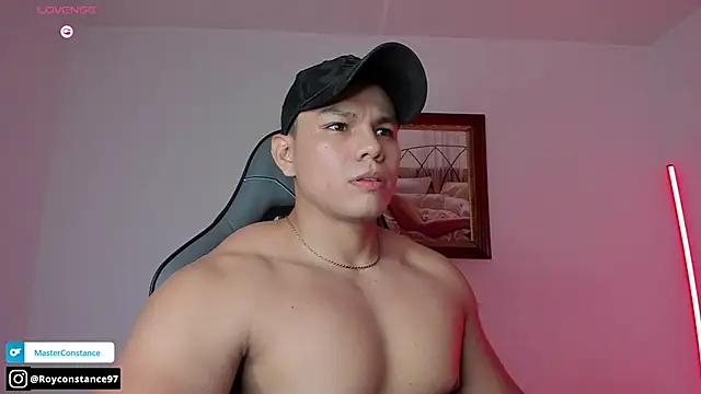 Snapshot of RoyConstance chatting on 10/18/25, 04:15 RoyConstance online show from 10/18/25, 04:15