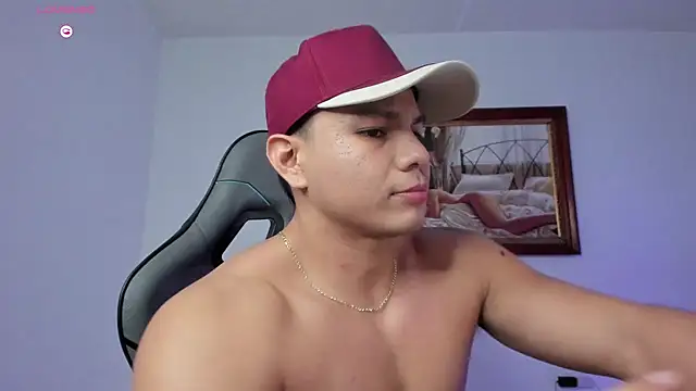 RoyConstance online show from 04/19/26, 04:01