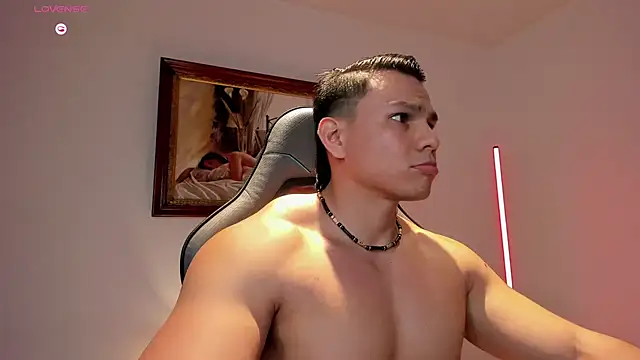 RoyConstance online show from 07/18/26, 03:33
