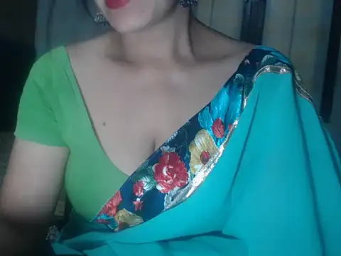 Snapshot of LustyShreya chatting on 10/08/25, 05:16 LustyShreya online show from 10/08/25, 05:16