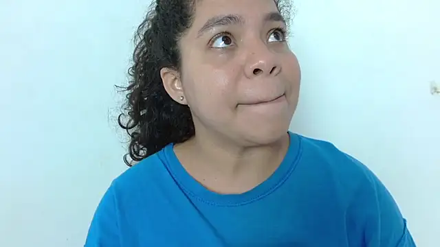 yulissa18 online show from 03/09/25, 03:32