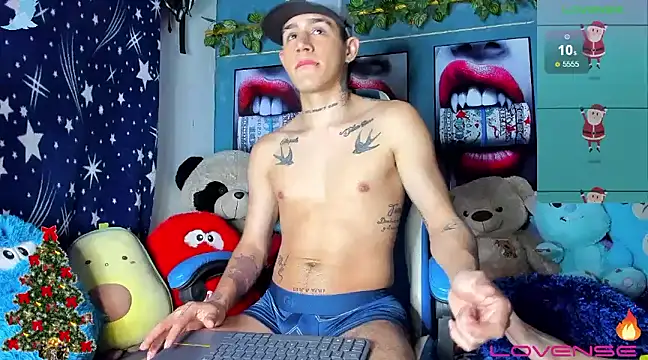 Snapshot of soyander03_ chatting on 01/07/25, 07:10 soyander03 online show from 01/07/25, 07:10