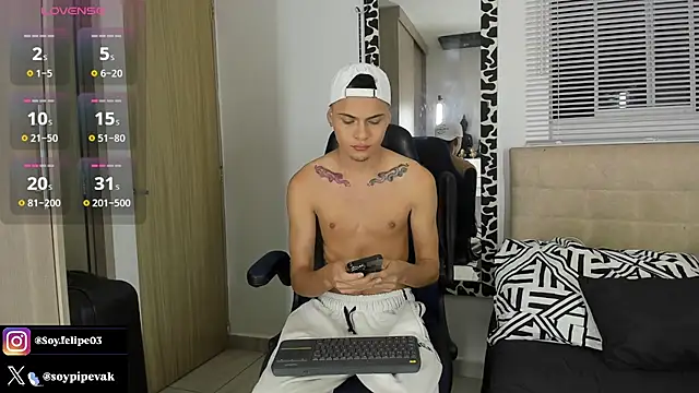 Snapshot of soyander03_ chatting on 10/11/25, 10:25 soyander03 online show from 10/11/25, 10:25