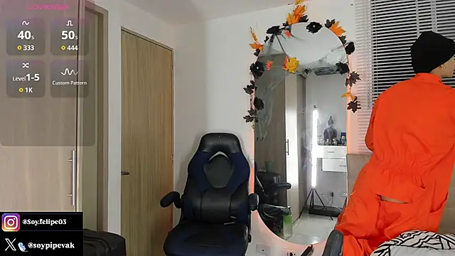 Snapshot of soyander03_ chatting on 10/15/25, 09:53 soyander03 online show from 10/15/25, 09:53