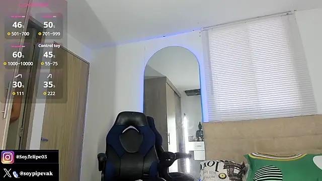 Snapshot of soyander03_ chatting on 11/11/25, 09:37 soyander03 online show from 11/11/25, 09:37