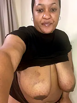 Missmoox24 online show from 09/30/25, 11:32