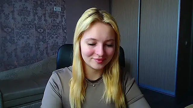 Milka kiss  online show from 02/09/26, 11:58